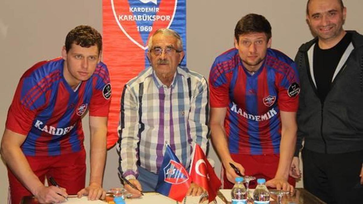 Karabükspor'da 2 imza birden