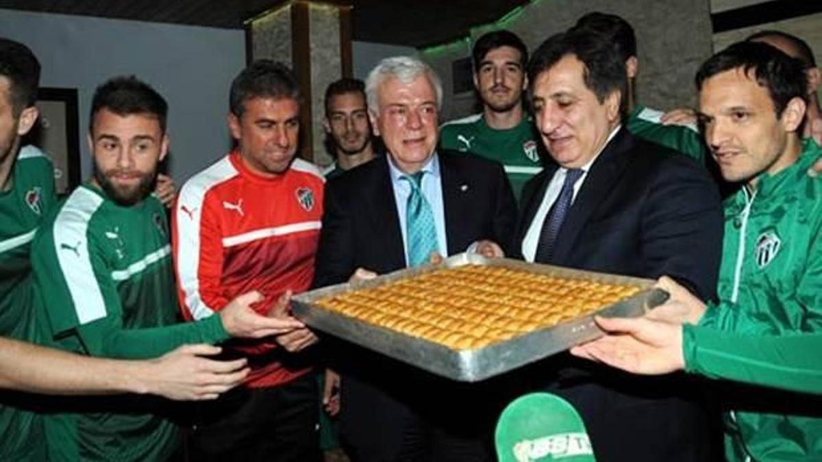 Bursa Valisi'nden kampa ziyaret
