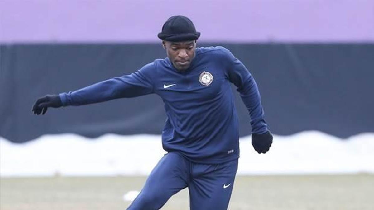 Yeni transfer ilk idmanına çıktı