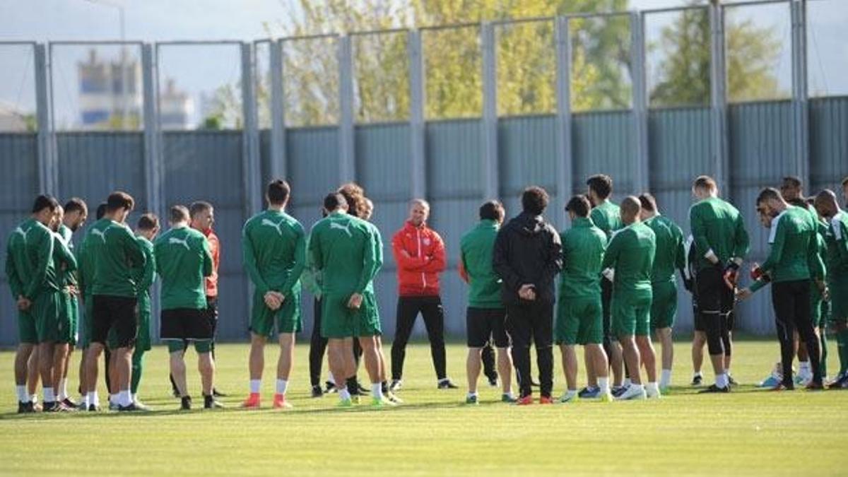 Topçu: “Galatasaray maçında kendimizi affettirmeliyiz”