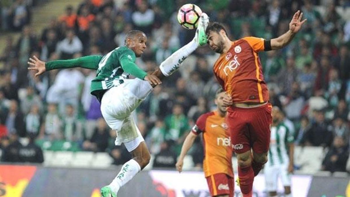 Bursa'da gözyaşları ve kırmızı kart isyanı!