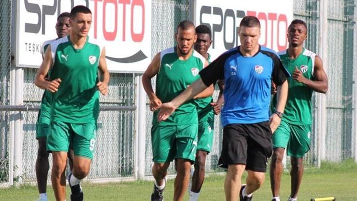 Bursaspor'da tempo düşmüyor