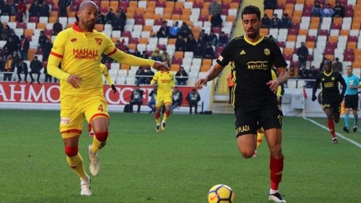 Yeni Malatyaspor'da 4 futbolcu gönderiliyor
