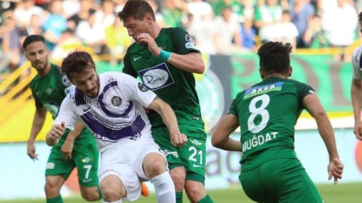 Akhisar galibiyetle kapattı!