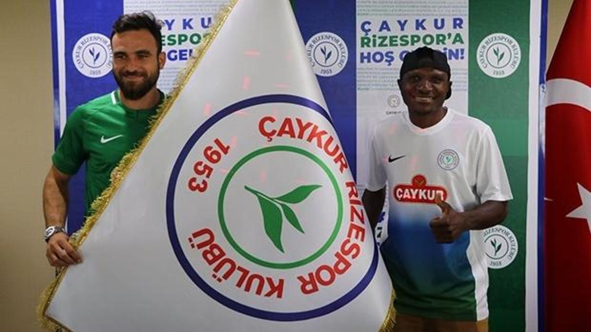 Çaykur Rizespor'da imza töreni