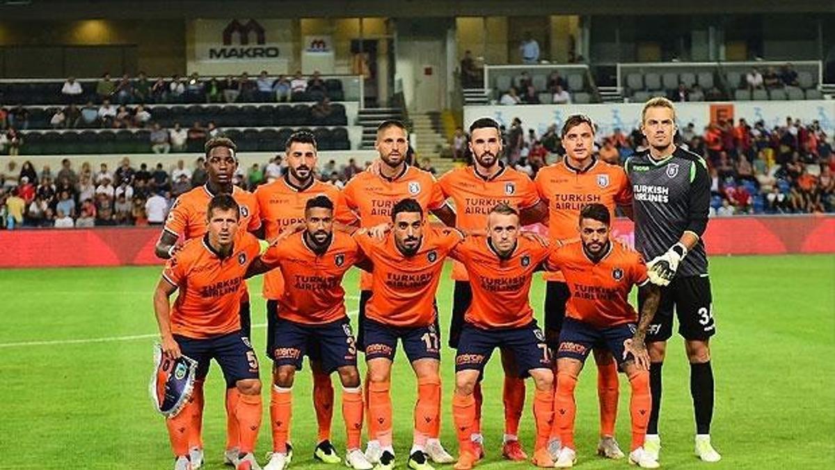 Medipol Başakşehir'in rakibi Akhisar!