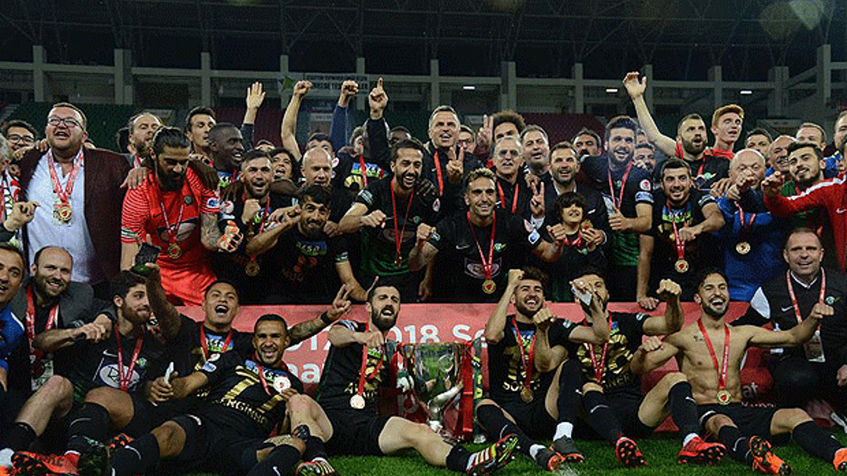 Akhisarspor'un UEFA Avrupa Ligi kadrosu belli oldu!