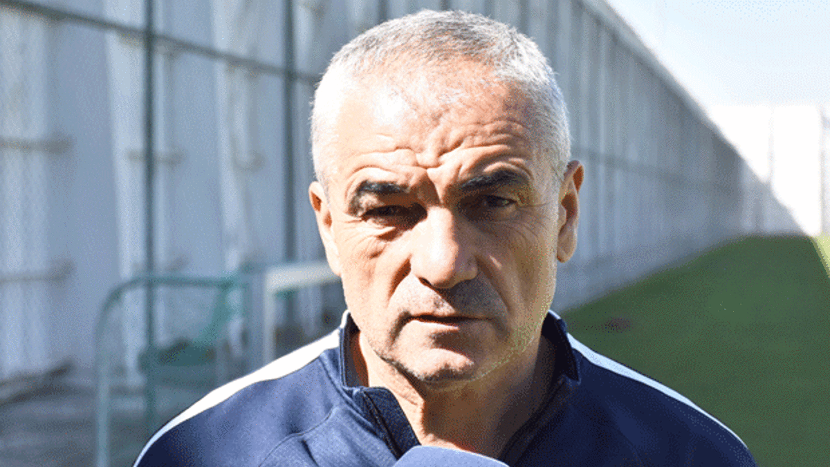 Rıza Çalımbay: "Beşiktaş karşısında sahaya kazanmak için çıkacağız"