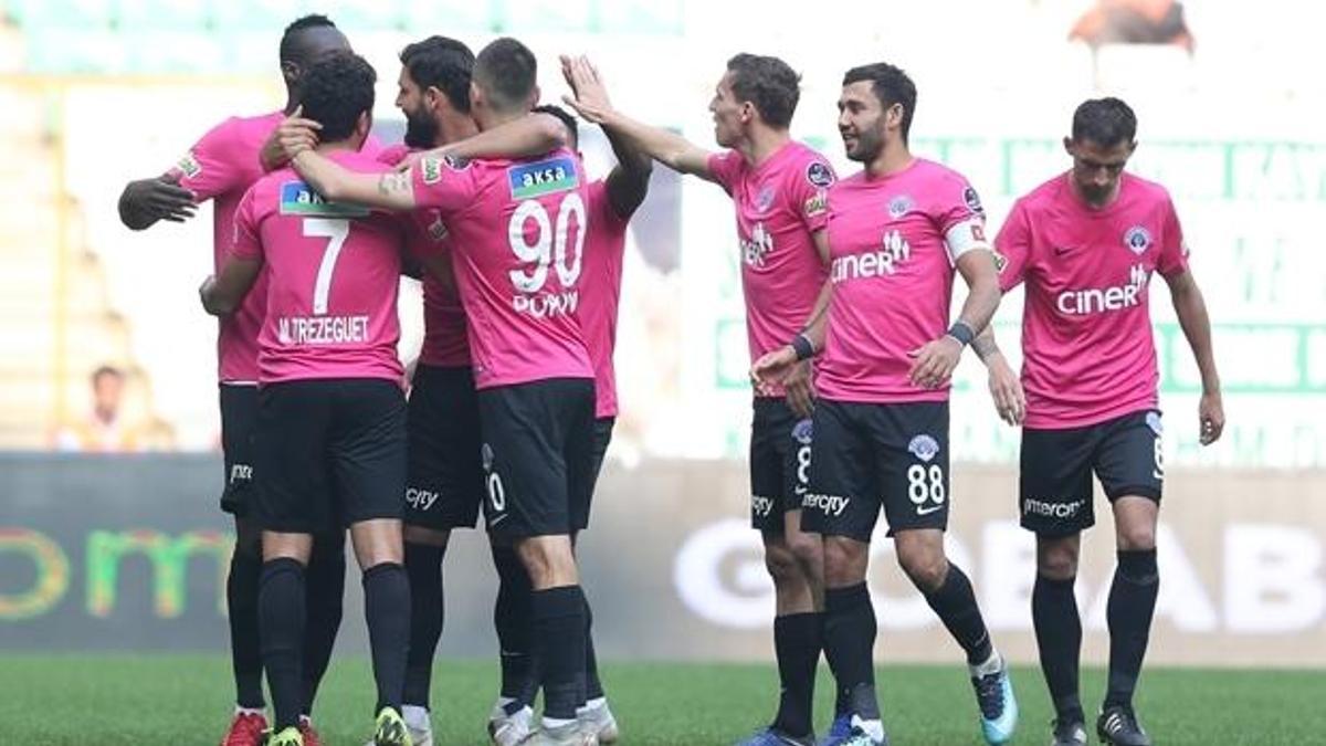 Mustafa Denizli 'Paşa'lar gibi! Adım adım zirveye...