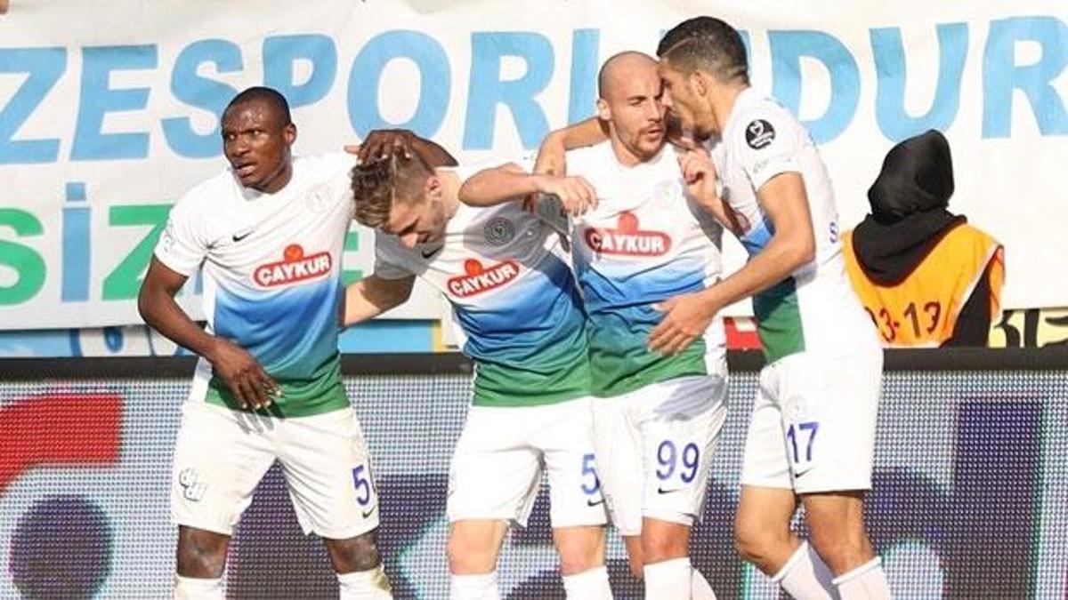 Rize'de muhteşem dönüş! 4 gol, 1 kırmızı kart...