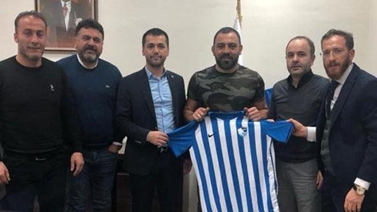 Hamza Yerlikaya'dan Erzurumspor'a ziyaret