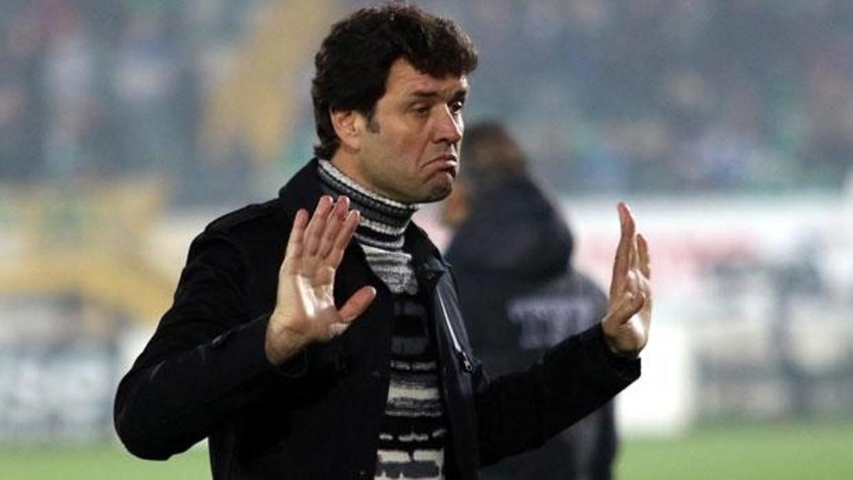 Akhisarspor'da Cihat Arslan'la yollar ayrıldı!