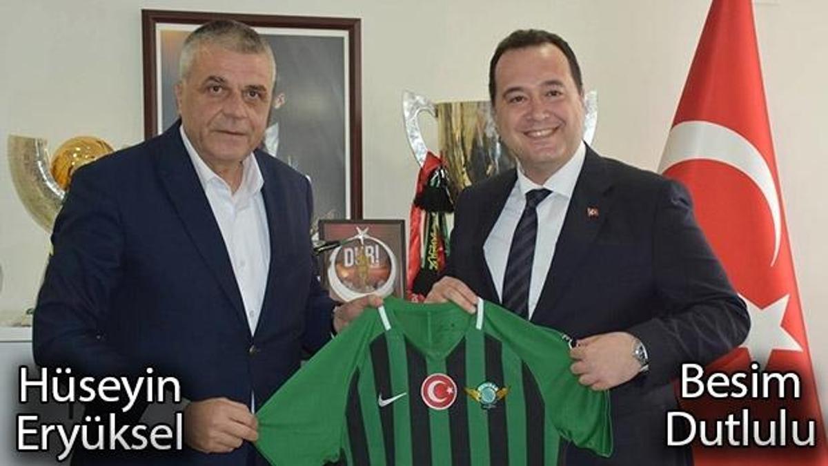 Akhisarspor'da şok! Dutlulu rest çekti