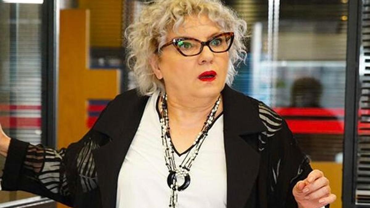 Ayşenil Şamlıoğlu sette talihsiz bir kaza geçirdi!