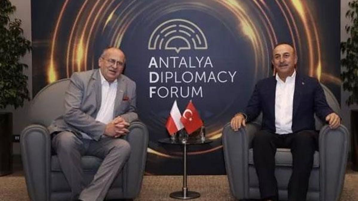 Türk SİHA'larına büyük övgü: TB-2'ler NATO'nun kaparsitesini artıracak