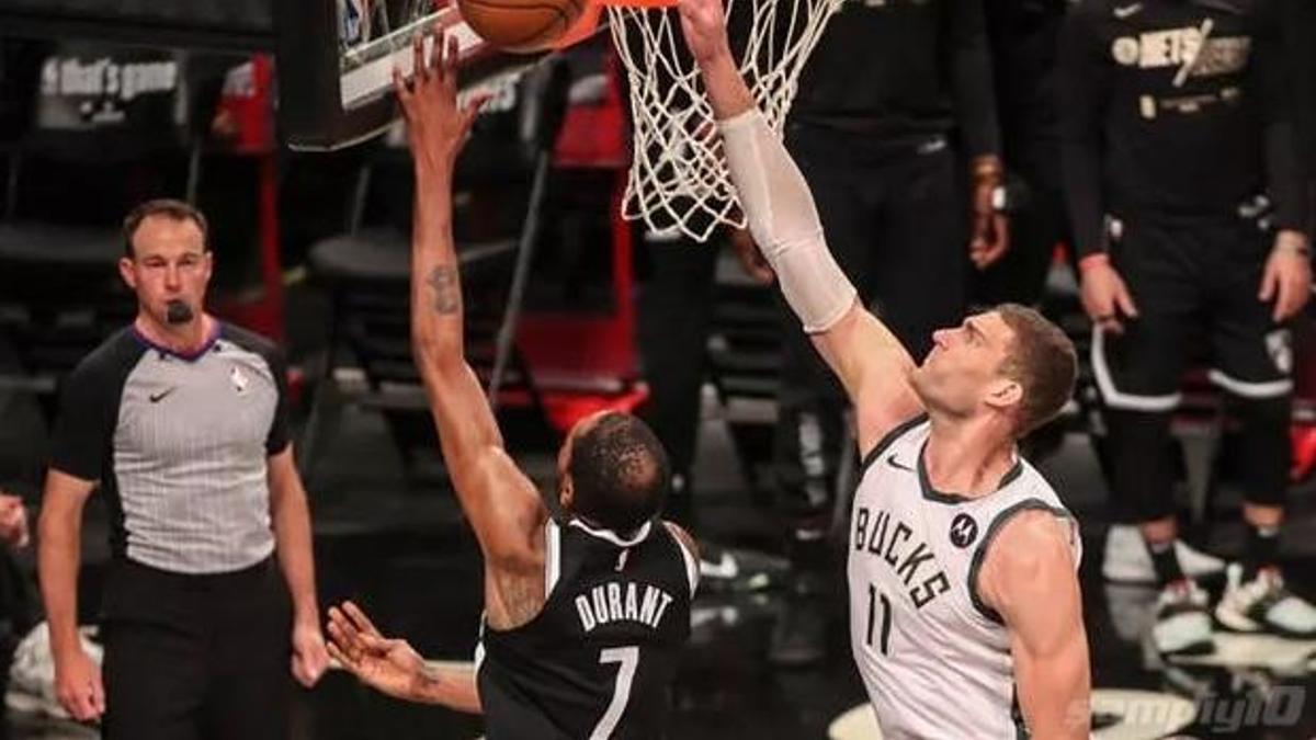 Antetokounmpo 40 sayı attı Bucks finale kaldı