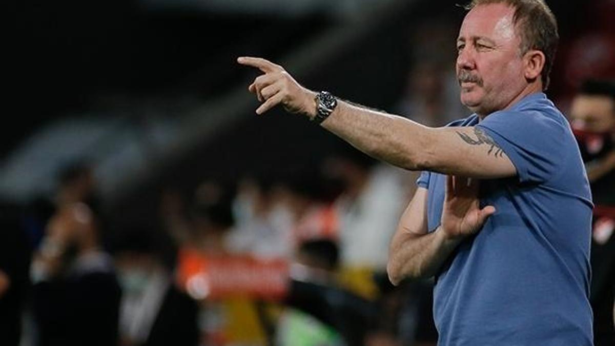 Beşiktaş Sergen Yalçın ile anlaştı mı? Sergen Yalçın istifa mı etti? Sergen yeni sözleşmeyi neden imzalamadı?