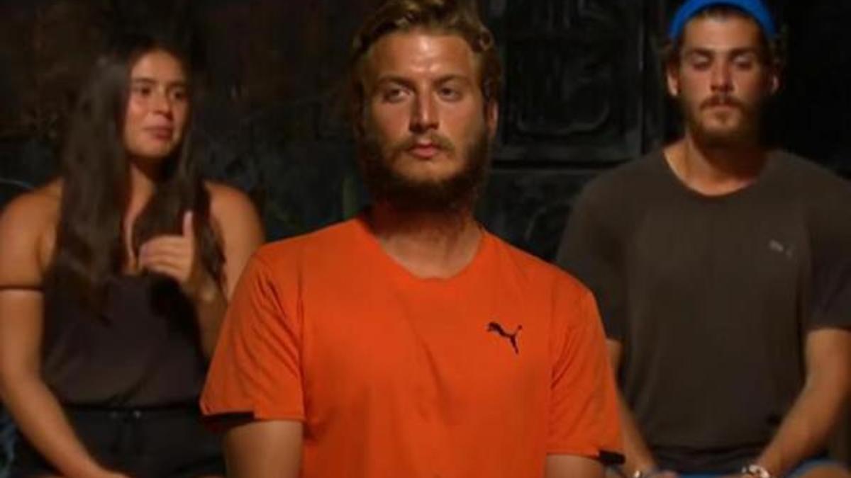 Survivor'da elenen isim? Acun Ilıcalı 'Benim net finalist adayı olarak gördüğüm yarışmacılardan biriydi bu isim' diyerek duyurdu...