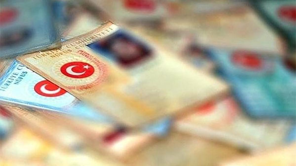 Kimliğini yenilemeyenler için kritik uyarı! Sonlandırılıyor