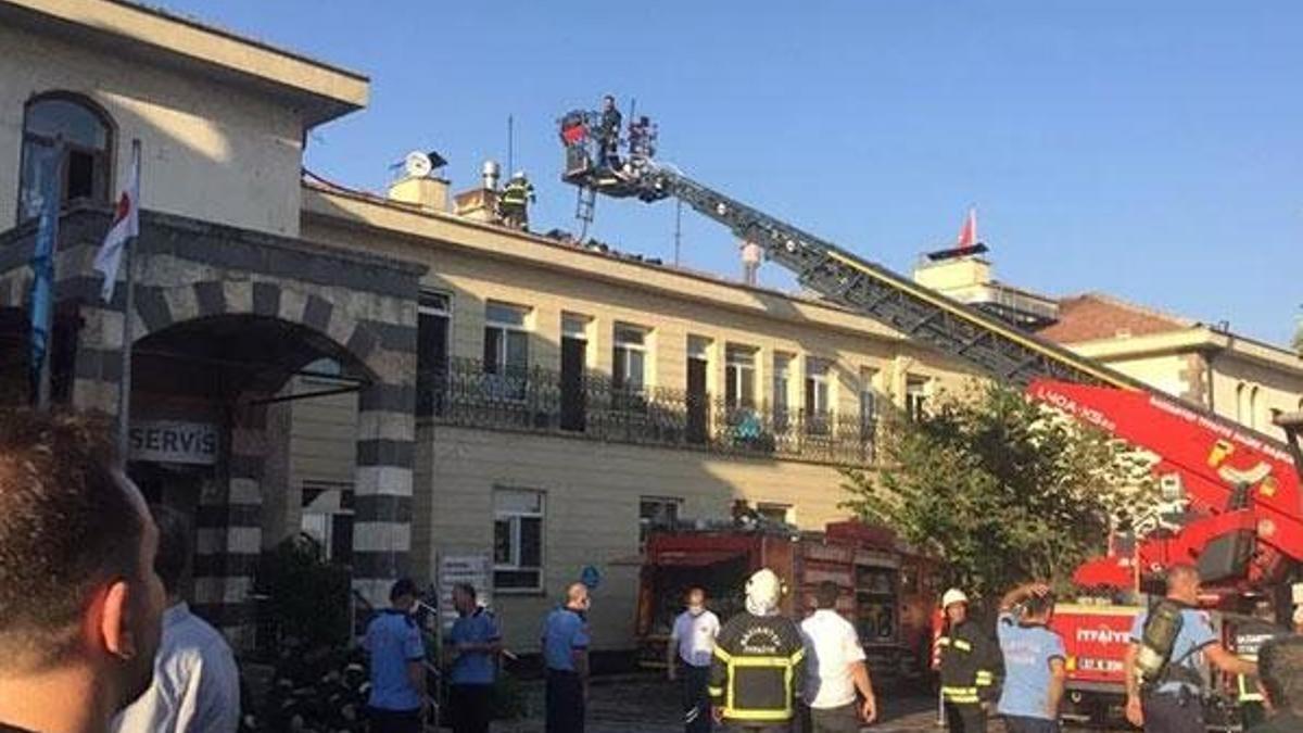 Gaziantep'te özel hastanede yangın paniği