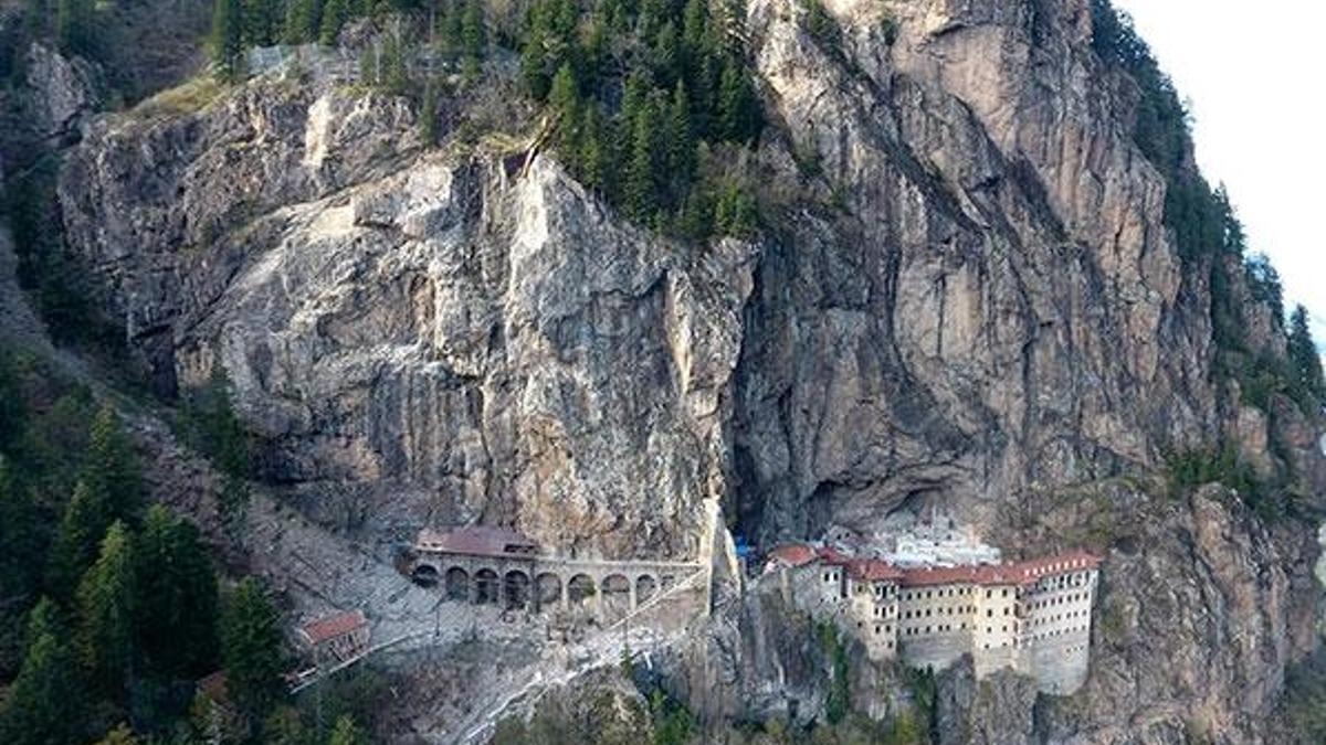 Sümela Manastırı 5 yıl sonra ziyarete açıldı