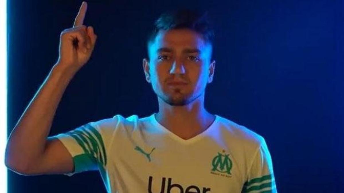 Olympique Marsilya, Cengiz Ünder'i resmen açıkladı