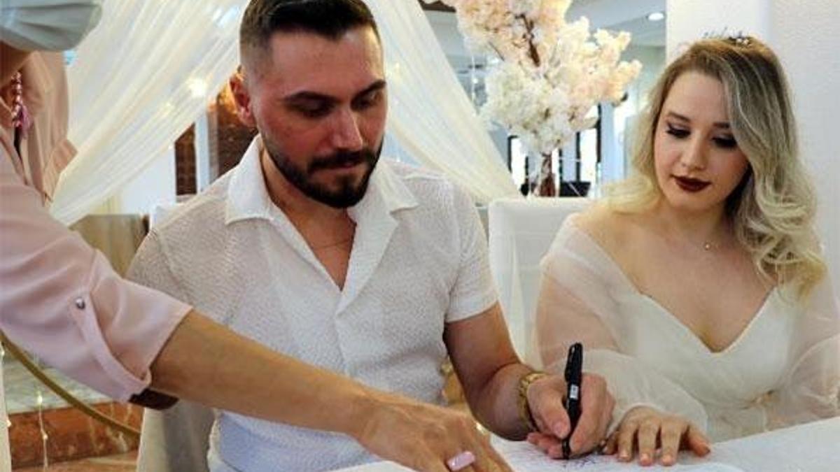 'Pençe-Şimşek' harekatının gazisi, hastanede evlendi