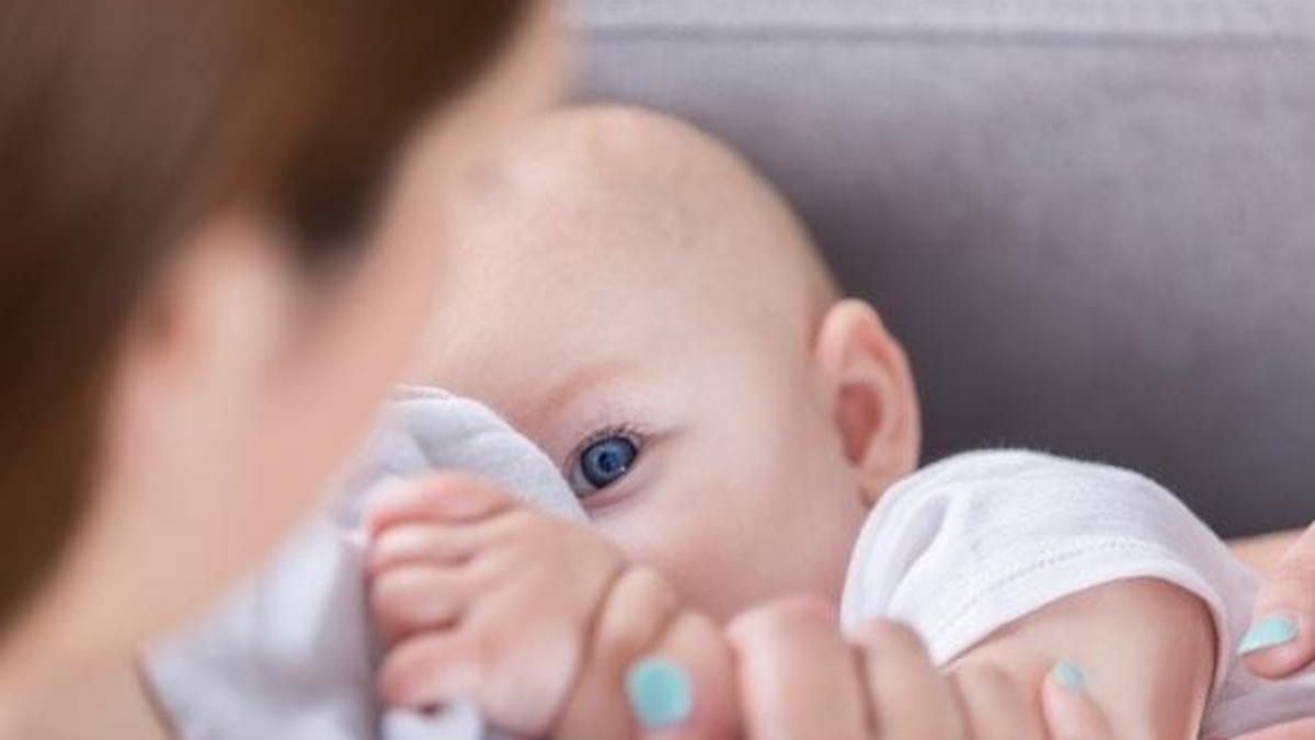 Ve ortaya çıktı! mRNA aşıları anne sütüyle bebeğe geçmiyor