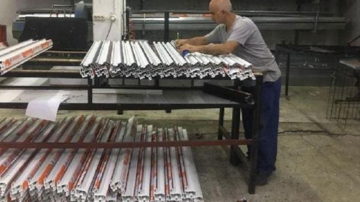 Aylık 7 bin lira maaşla personel bulamıyorlar