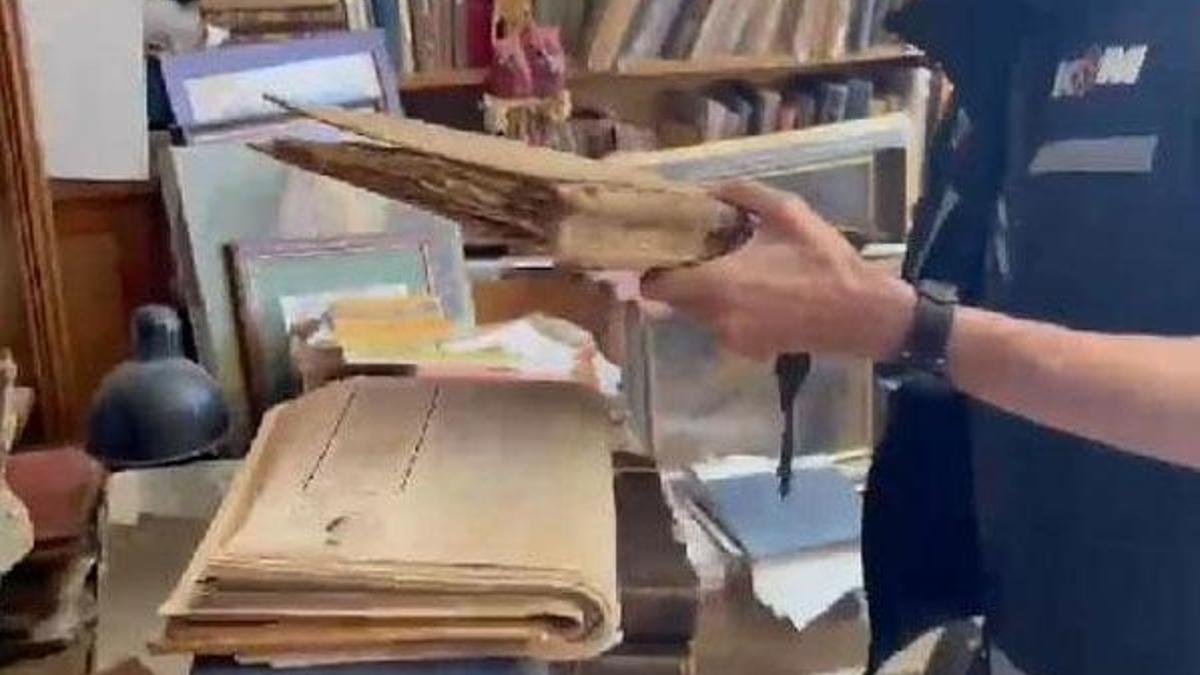 Kadıköy'de 12 adet "Kadı Hücceti" ele geçirildi