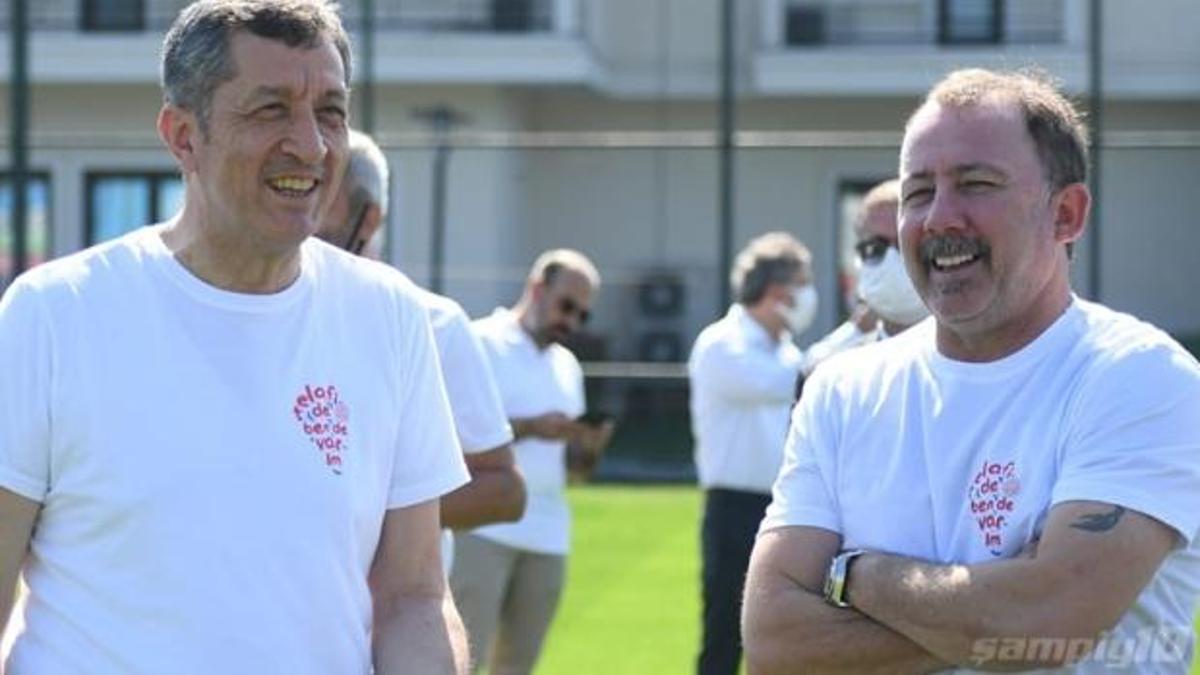 Beşiktaş'tan 8 milyon öğrenciye destek