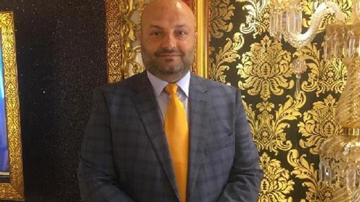 İşçiydi patron oldu! Şimdi bakan ve milletvekilleriyle çalışıyor