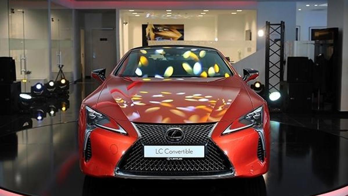 Üstü açık Lexus 3.9 milyon TL’den yola çıkıyor!