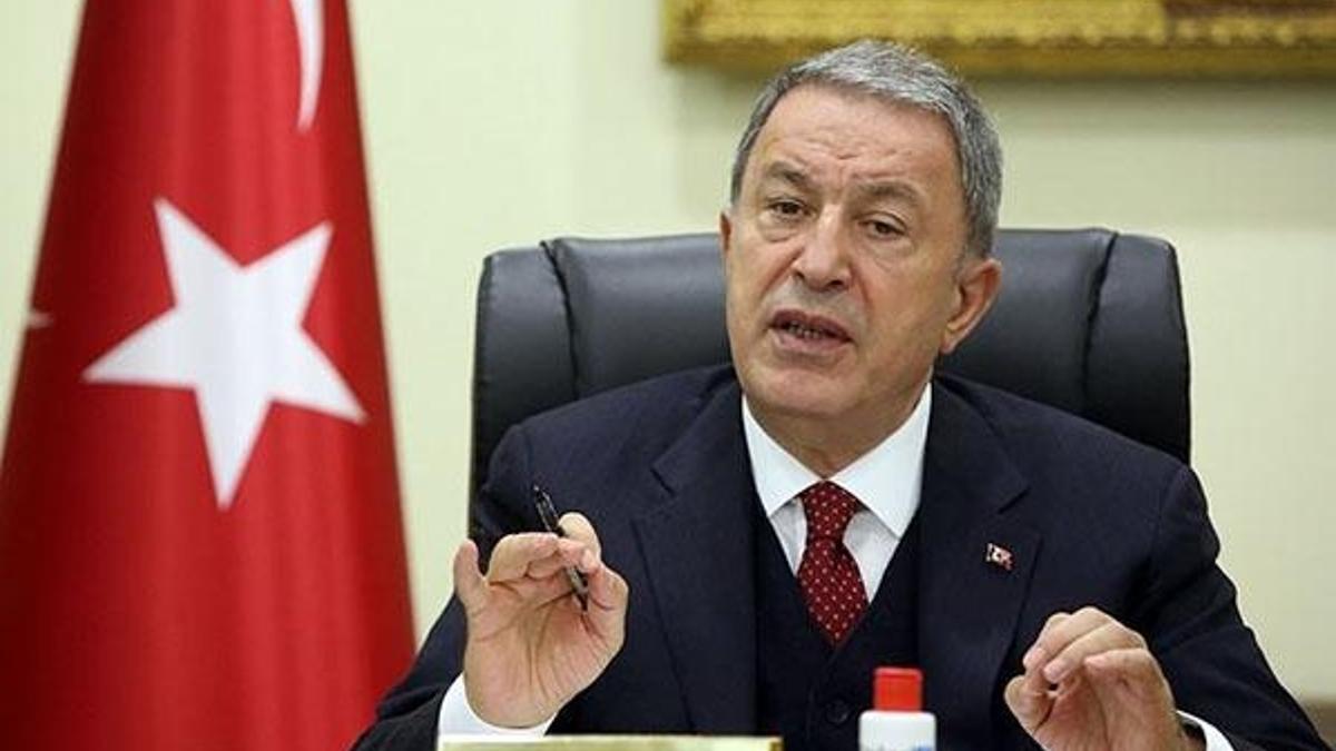 Bakan Hulusi Akar'dan İtalyan mevkidaşıyla kritik görüşme!