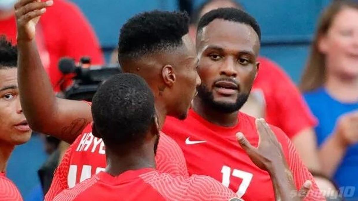 Larin milli takımda şov yaptı