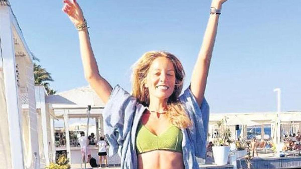 Bade İşçil'den tatil pozları
