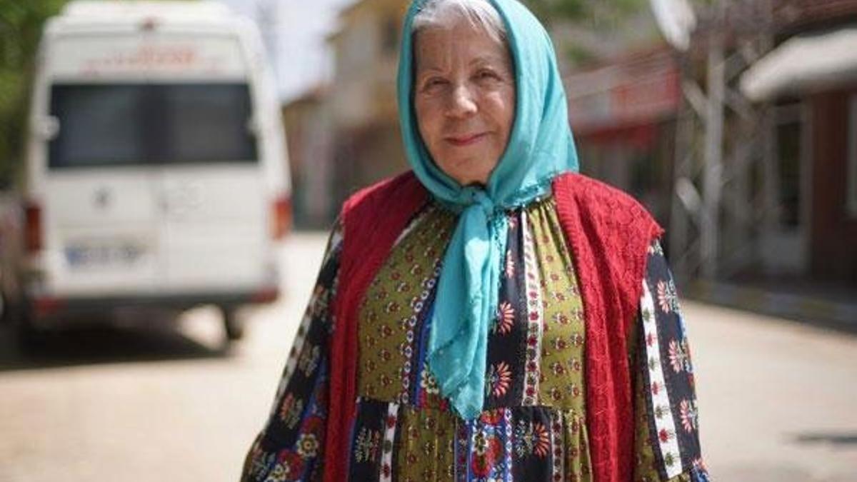 Çok ilginç bir karaktere hayat veriyor!