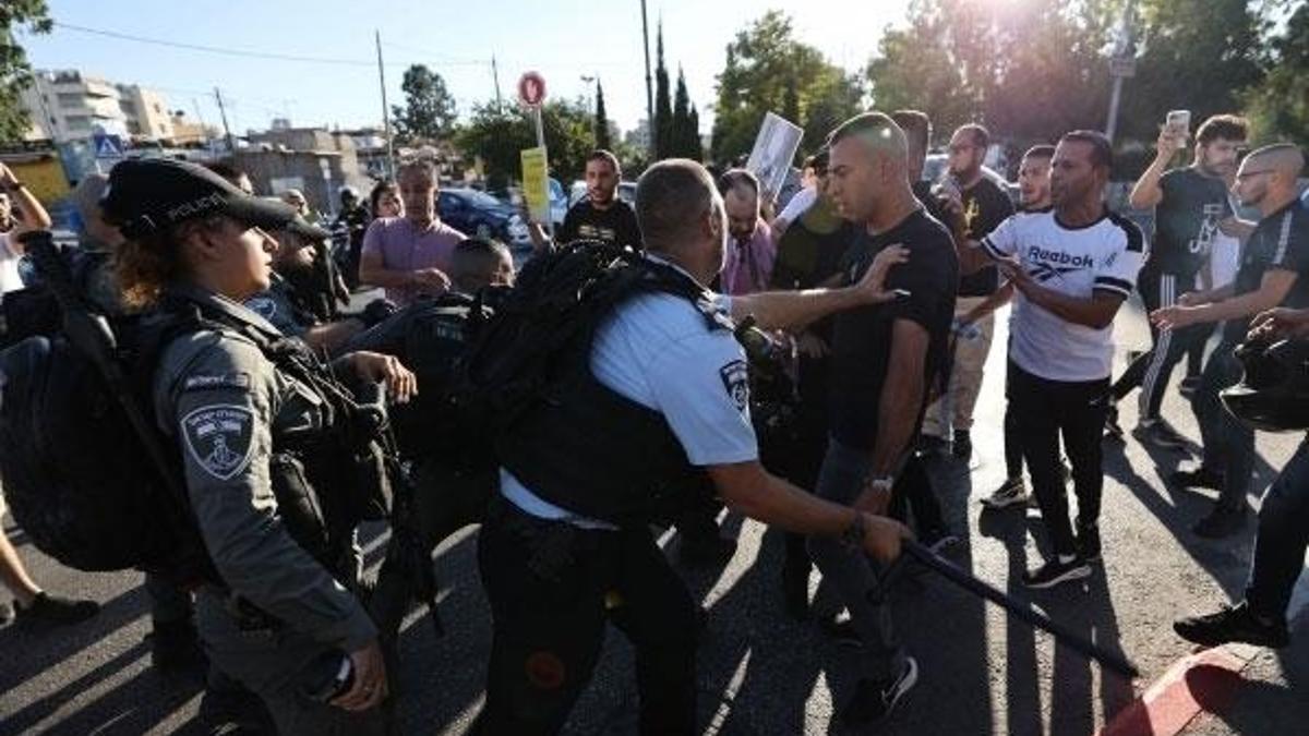 İsrail polisinden Şam Kapısı'nda Filistinlilere saldırı