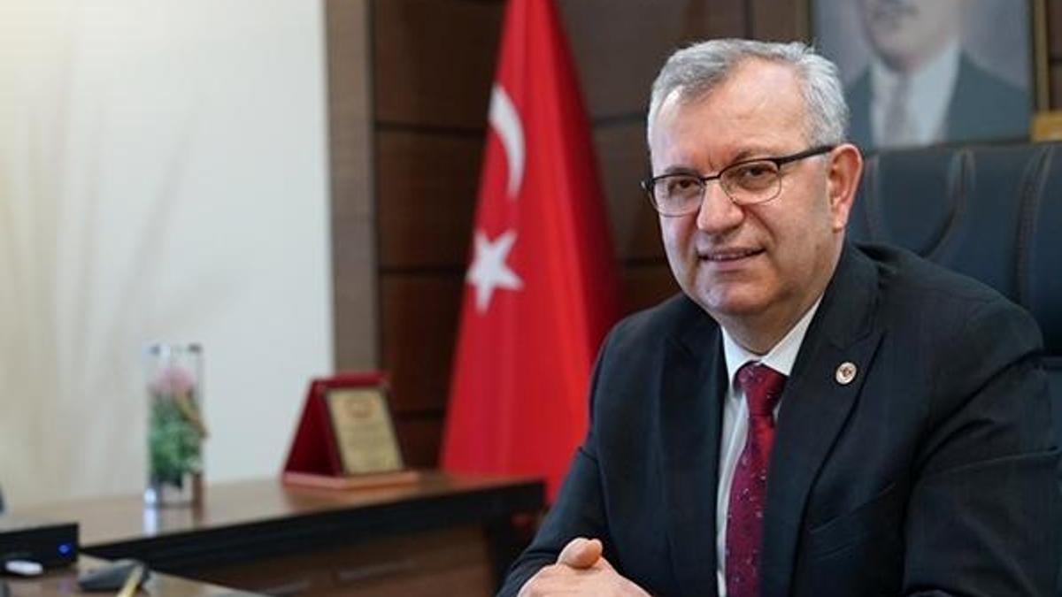 Keşan Belediye Başkanı Mustafa Helvacıoğlu, koronavirüse yakalandı