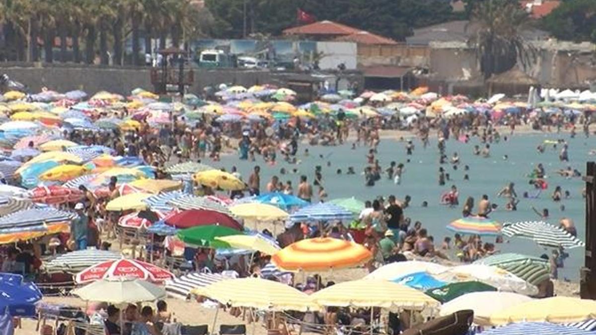 Çeşme'de bayram tatili yoğunluğu