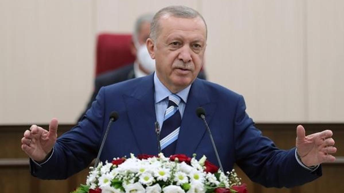 Cumhurbaşkanı Erdoğan beklenen müjdeyi duyurdu: KKTC'ye cumhurbaşkanlığı külliyesi inşa edilecek