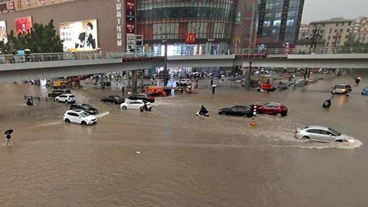 1 derecelik sıcaklık artışı atmosferde tutulan su buharı miktarını yüzde 7 artırıyor