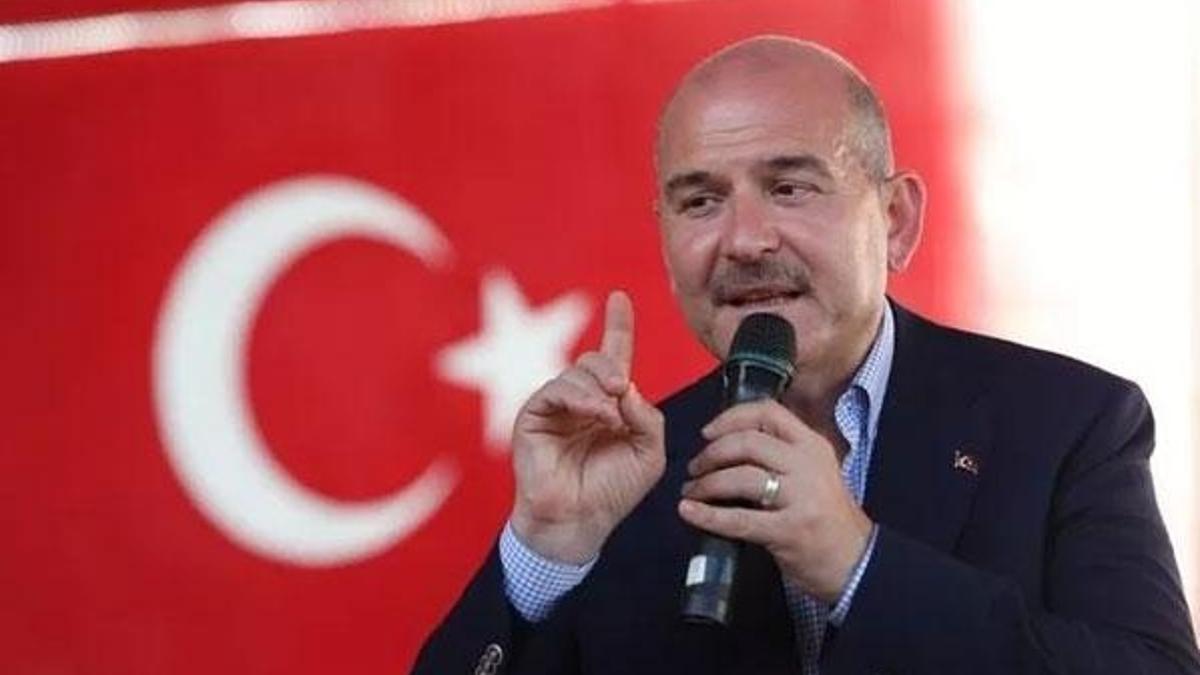 İçişleri Bakanı Süleyman Soylu polislere hitap ederken gözyaşlarını tutamadı!