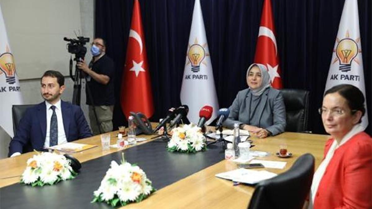 AK Parti ve CHP'nin bayramlaşmasında aşı çağrısı