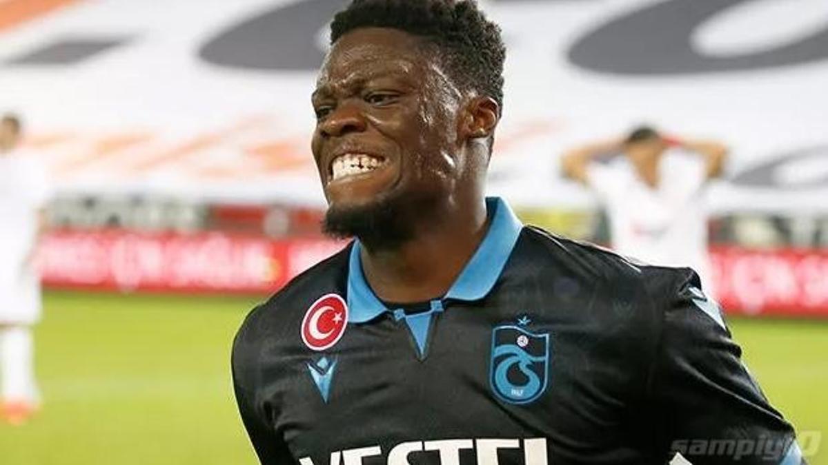 Ekuban Fenerbahçe ile görüşüyor