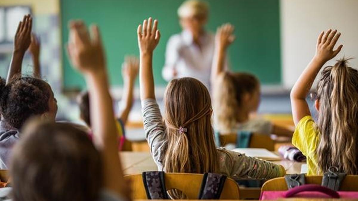 Okullar açılacak mı? Yüz yüze eğitim ne zaman başlayacak? 2021 ve 2022 okullar ne zaman açılacak?