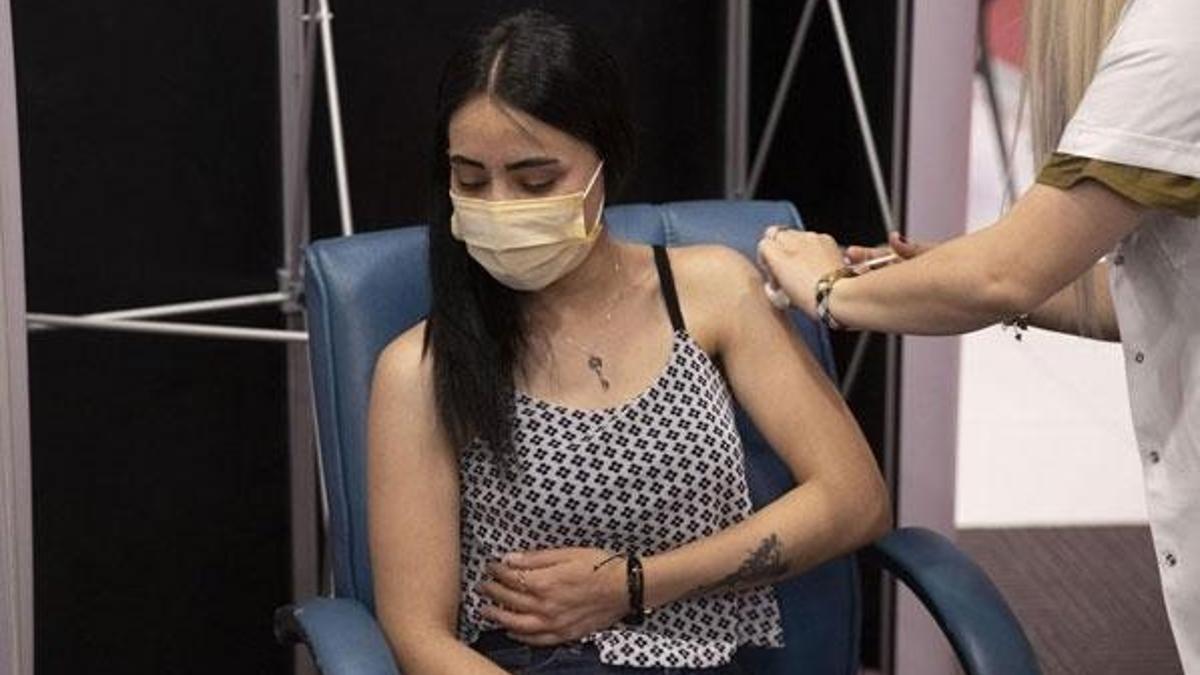 Neden aşı olmuyorlar? İşte yaygın 10 bahane...