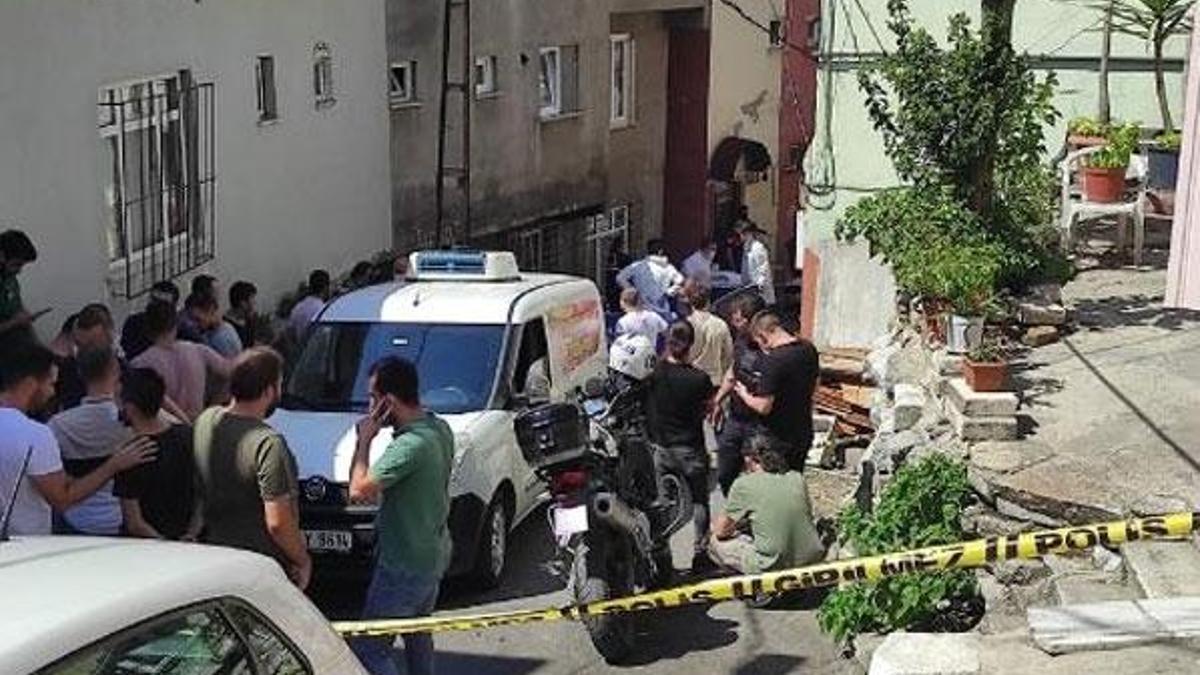 İstanbul'un göbeğinde silahlı çatışma! 3 ölü 1 yaralı