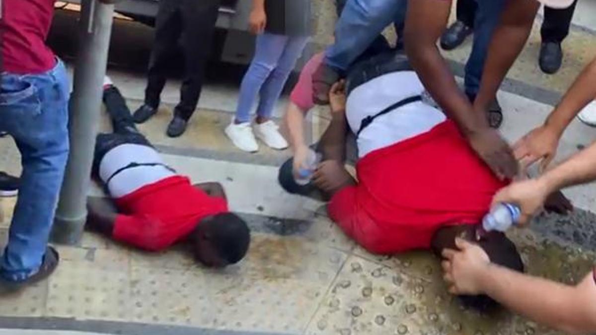 Yolun karşısına geçmeye çalışan kişiye tramvay çarptı