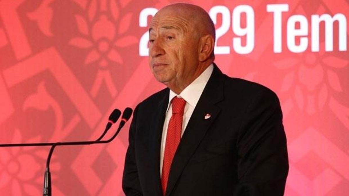 Türkiye Futbol Federasyonu Başkanı Nihat Özdemir'den yabancı kuralı ve yeni VAR açıklaması